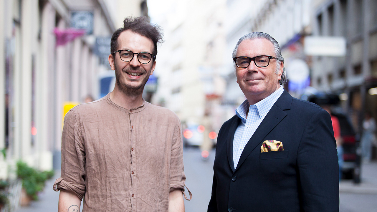 Gernot Kammerer, Projektmanager MOMENTUM Wien und Maximilian Mondel, Co-Founder MOMENTUM Wien, präsentierten die bereits dritte Ausgabe der kroatischen Digitalspendingstudie im Rahmen des Digital Pub Day in Zagreb.