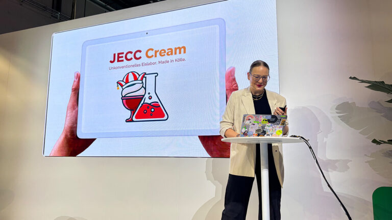 Eva Lukai, Industry Manager von Google, „Lasst euch nicht von Prompt Engineering einschüchtern – einfach machen!“
