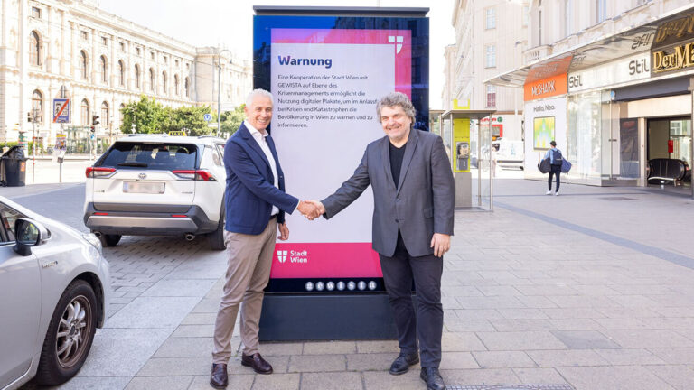 Franz Solta (CEO Gewista) und Josef Kneisl (Gruppe Krisenmanagement und Sicherheit, Stadt Wien)