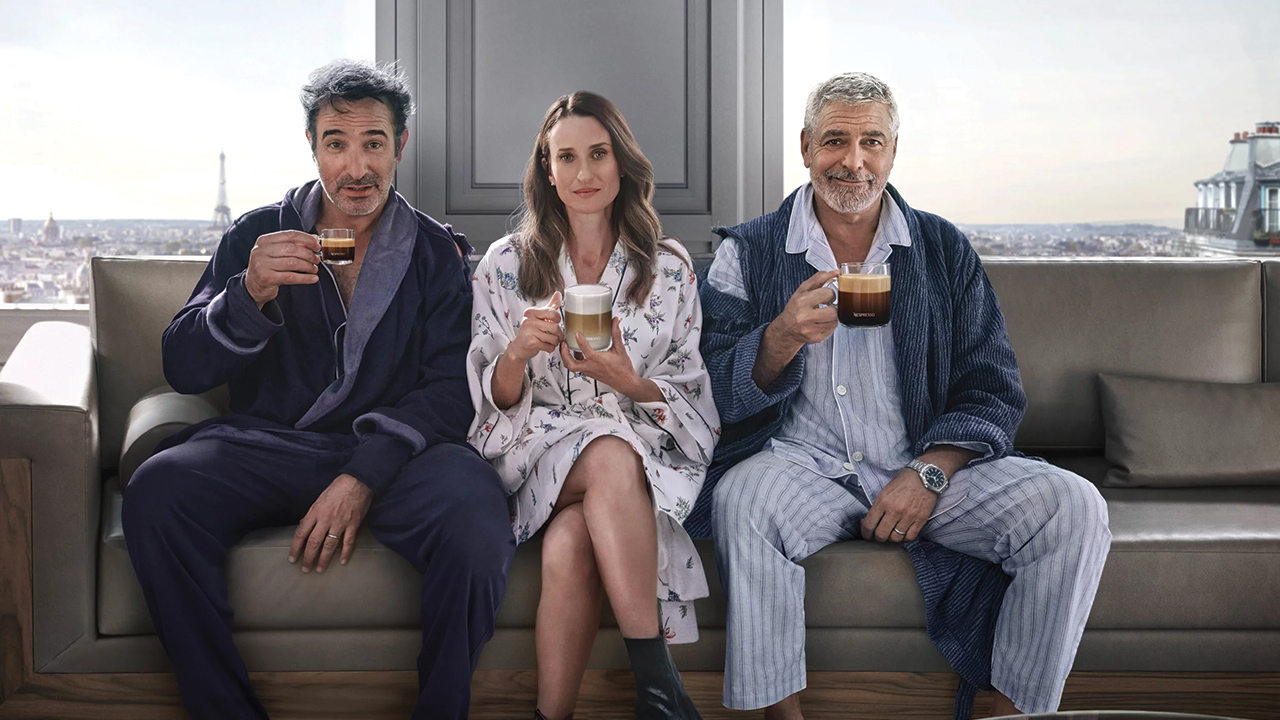 Jean Dujardin, Camille Cottin und George Clooney sind ab dem 21. November 2022 österreichweit im TV zu sehen.